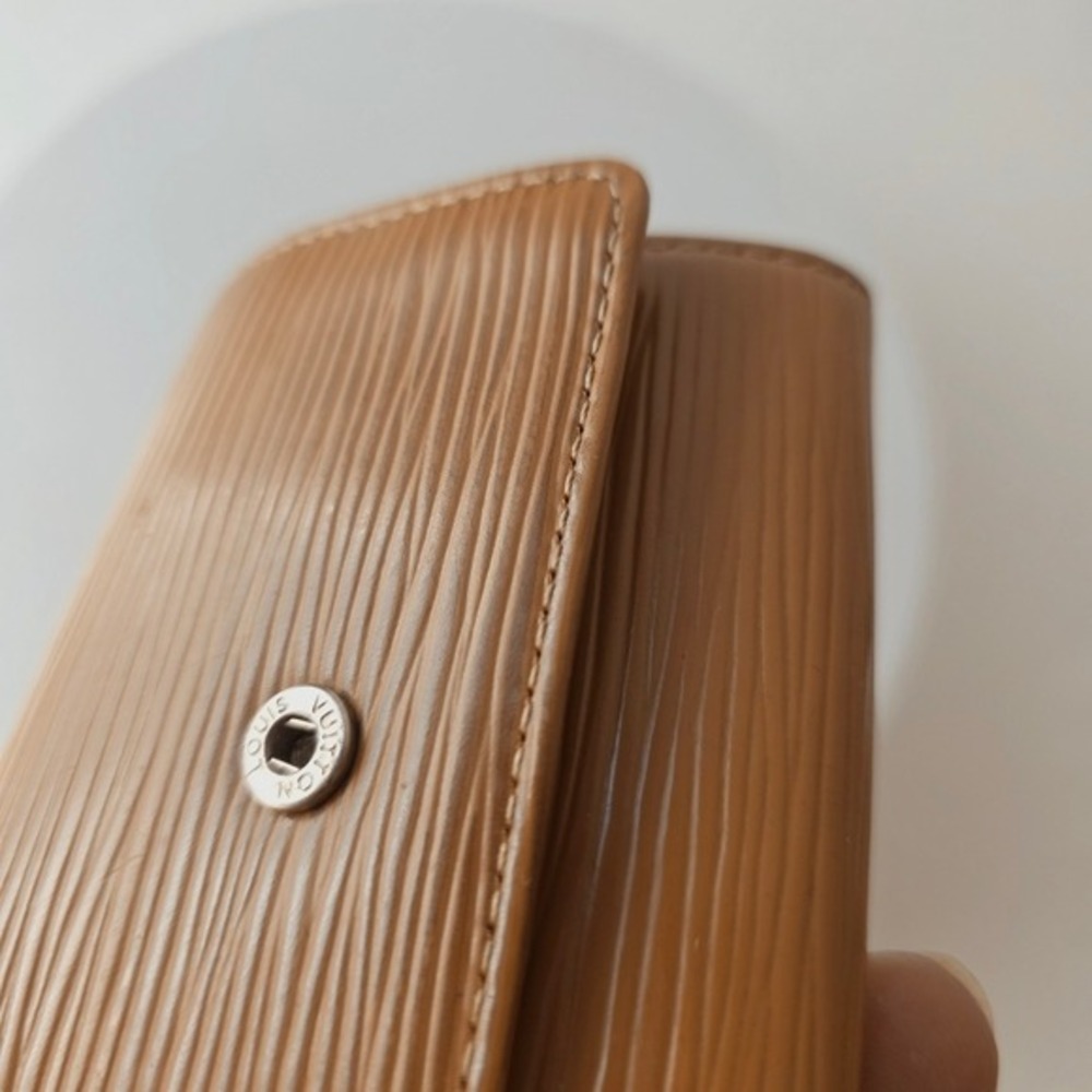 Louis Vuitton Epi 6 Key Card Holder Light Brown Tan Cognac - Picture 16 of 16